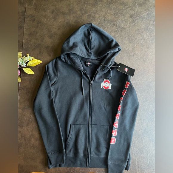 Jackets & Blazers - NWT Women’s Black Ohio State Full Zip-Up Hoodie; Size Small